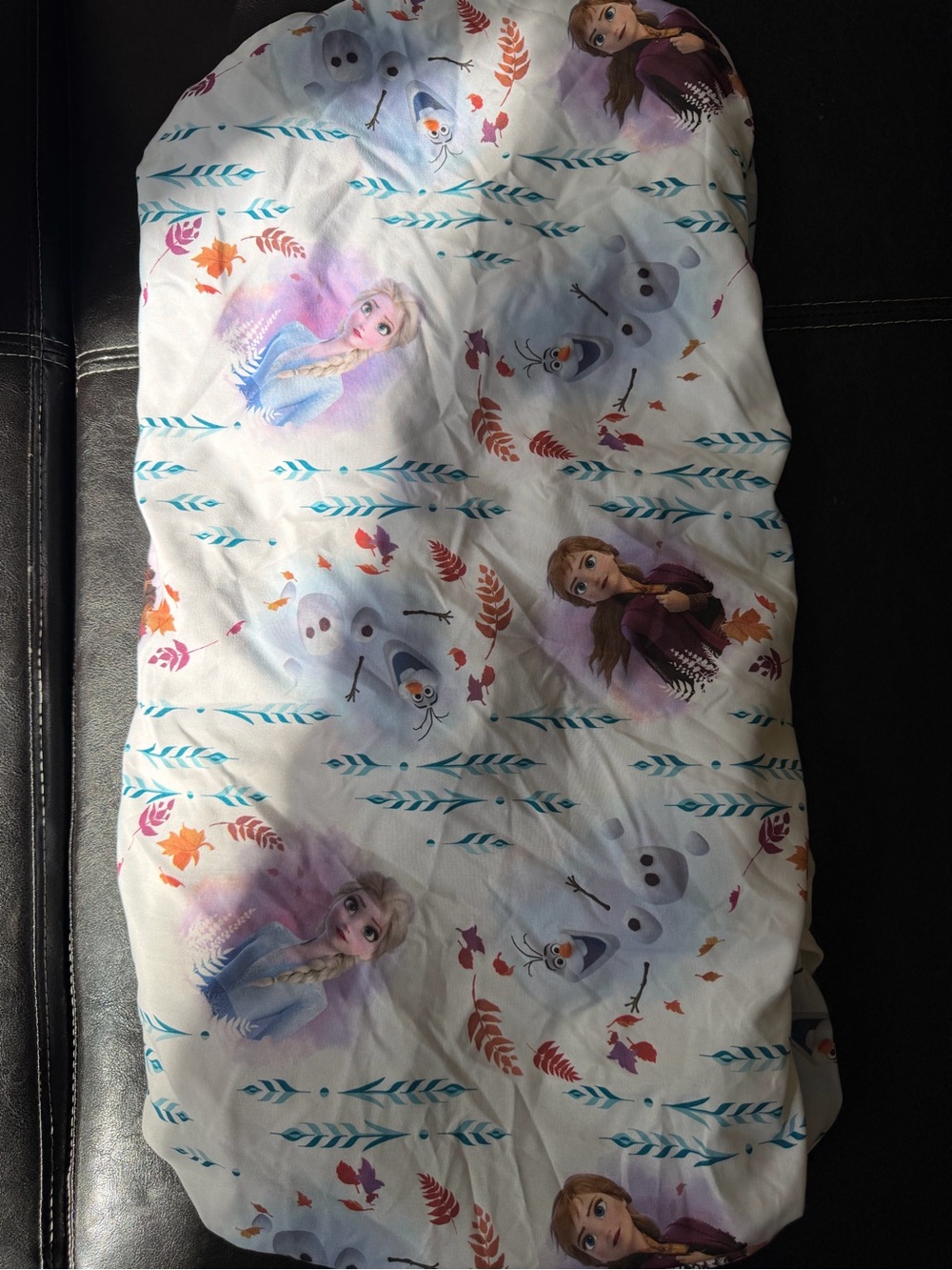 Disney Frozen - Anna, Elsa & Olaf Fitted Crib/Toddler Bed Sheet